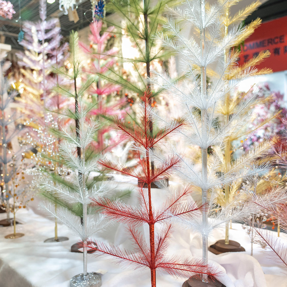 2025 New Trend Short Fur Pampas Tree Multiple Sizes Artificial Tree Mini Christmas Tree For Wedding Party Home Store Decor