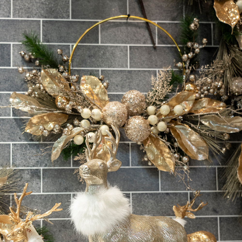 Golden Style Artificial Christmas Wreath With Plastic Christmas Ball Half Decorative Wreaths For Christmas Decorations