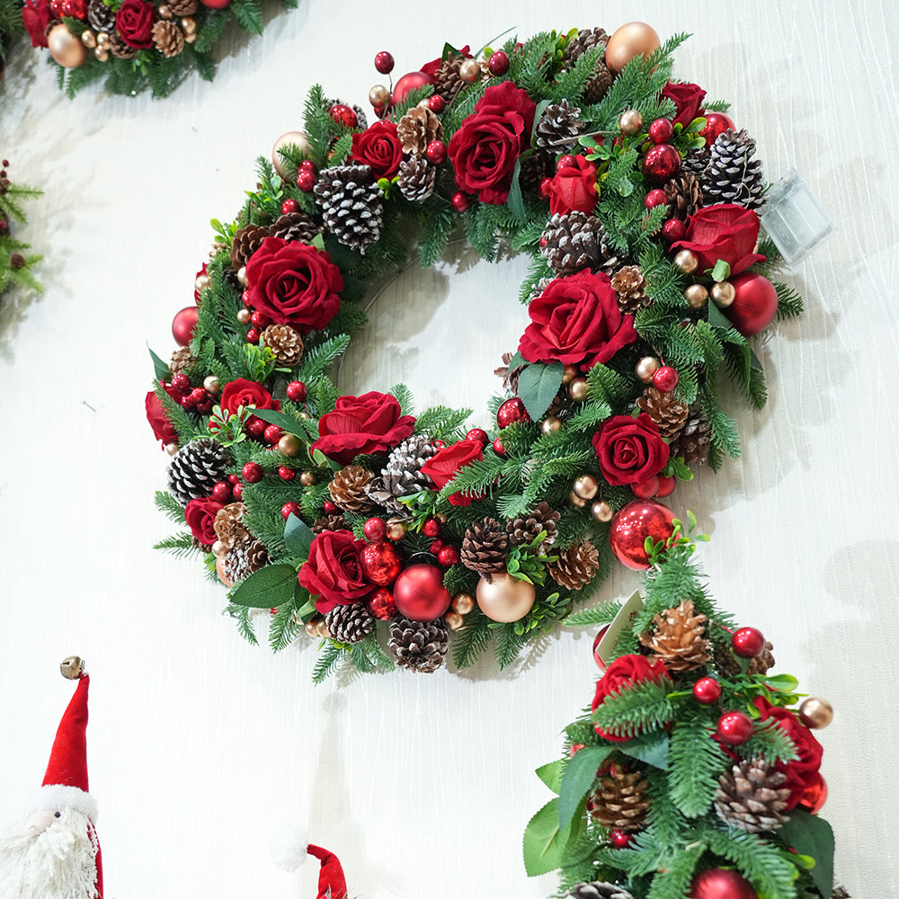 2024 Frankfurt Fair Hot Sale High Quality Christmas Wreath 78cm Aritificial Rose Decorative Wreaths With LED Light For Christmas Decoration Supplies