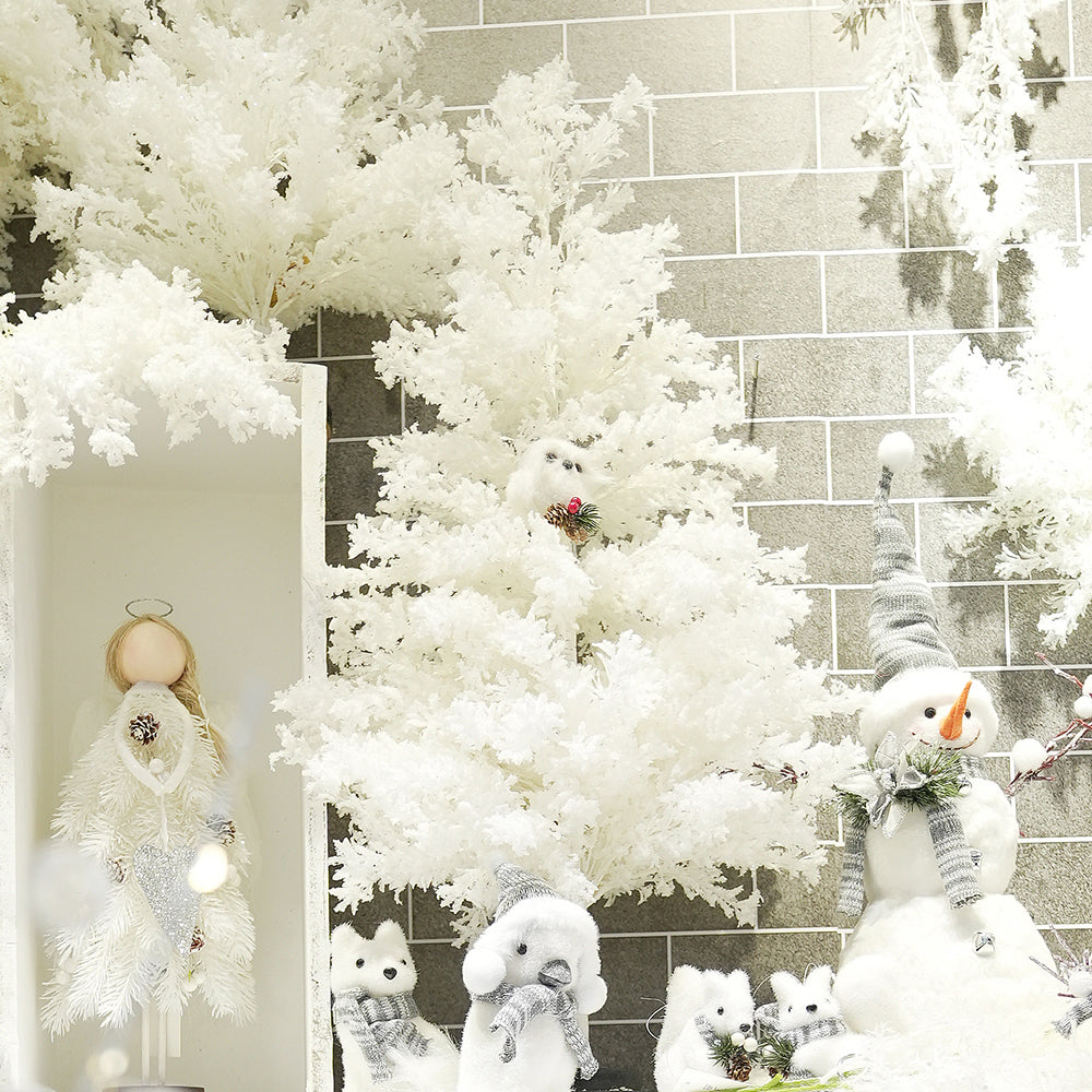 2024 China Newly Design White Christmas Tree 90cm Artificial Tree For Table Aisle Backdrop Christmas Decorations