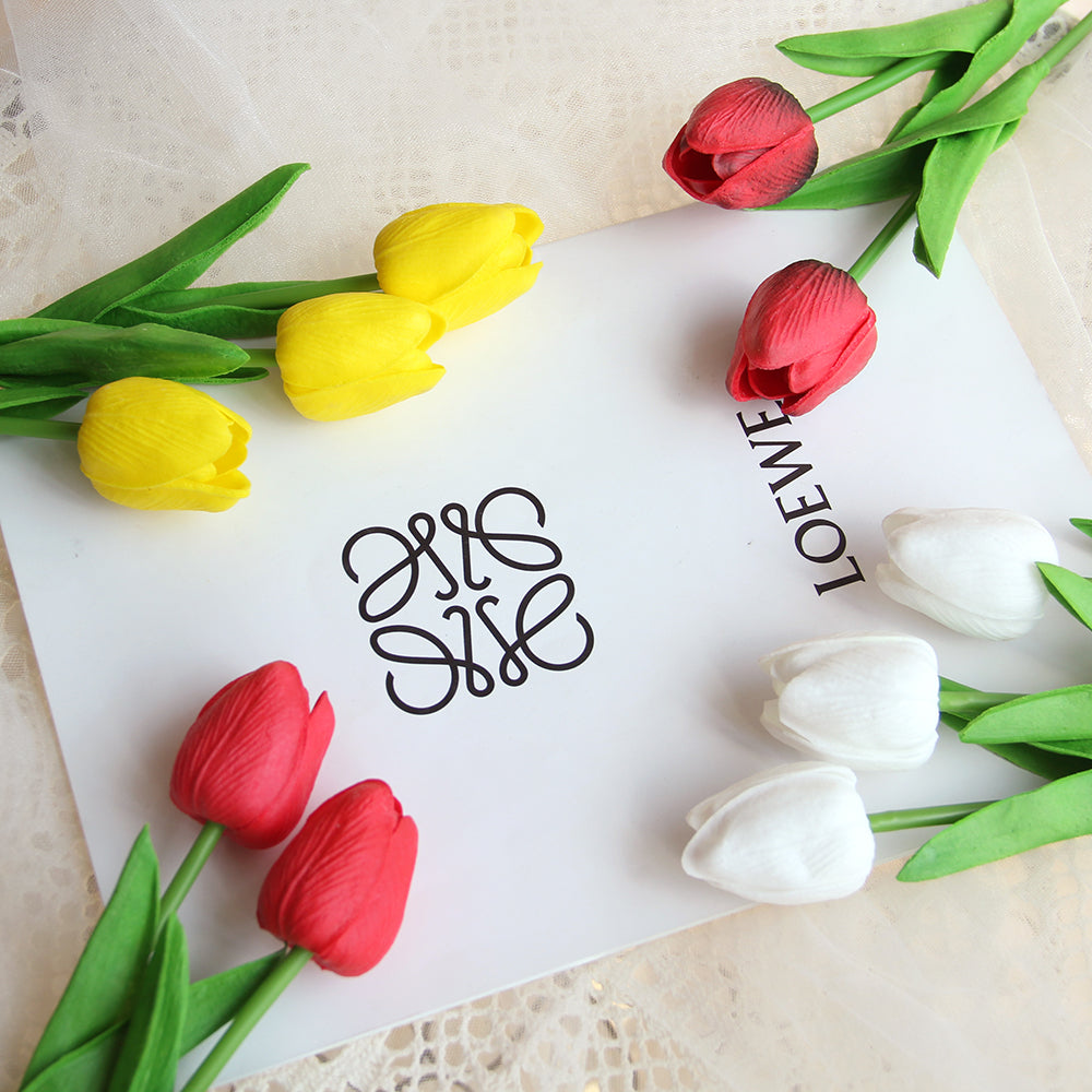 Hot Sale Tulip Artificial Flowers Multicolour Tulip Silk Flowers For Restaurant Hotel Cafe Wedding Event