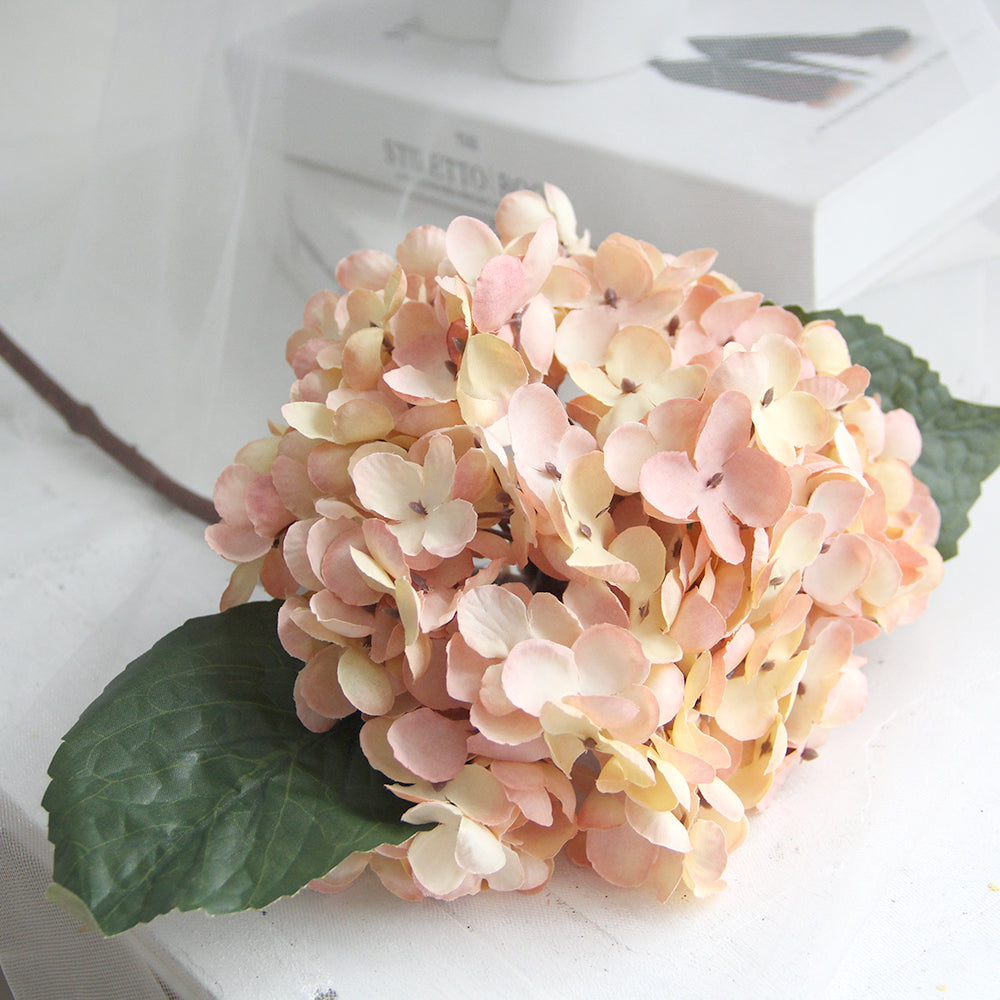 High Quality 13inch Silk Hydrangea Flowers Retro Style Hydrangeas Flowers Artificial Wedding Multicolour Decorative Flowers