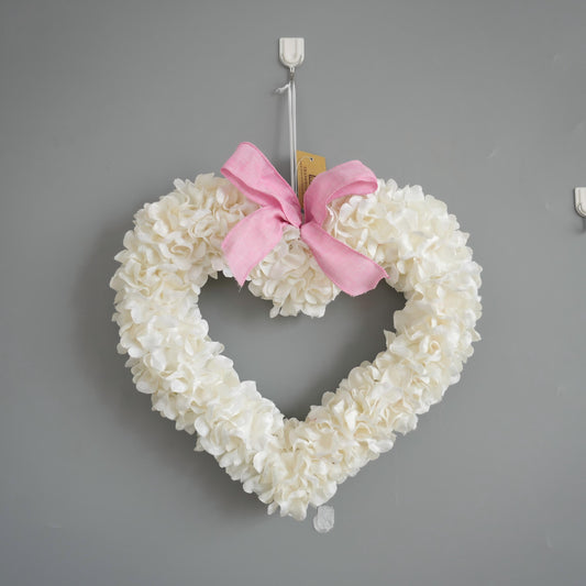 Exquisite White Large Hollow Artificial Rose Petals Heart Hanging Ornament For Valentine's Day Wall Home Party Decor