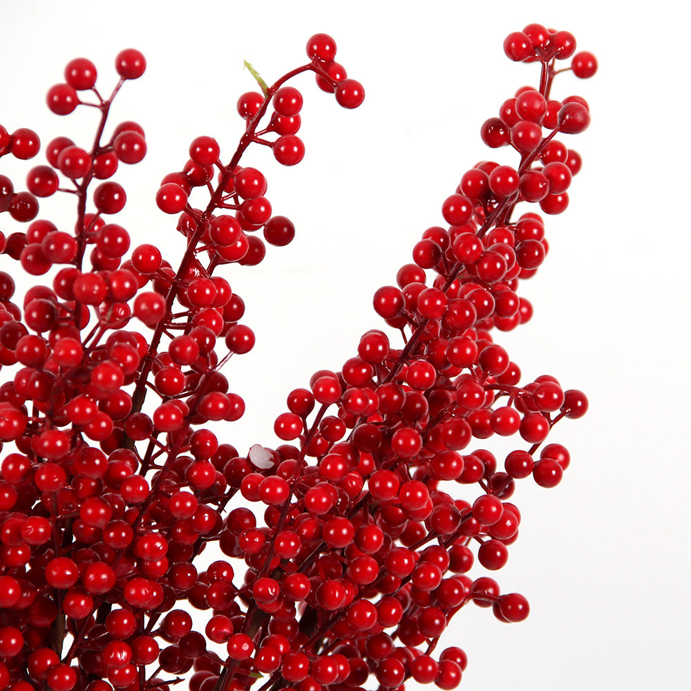 China Hot Artificial Red Berries Stems For Festival Wedding Christmas Decoration