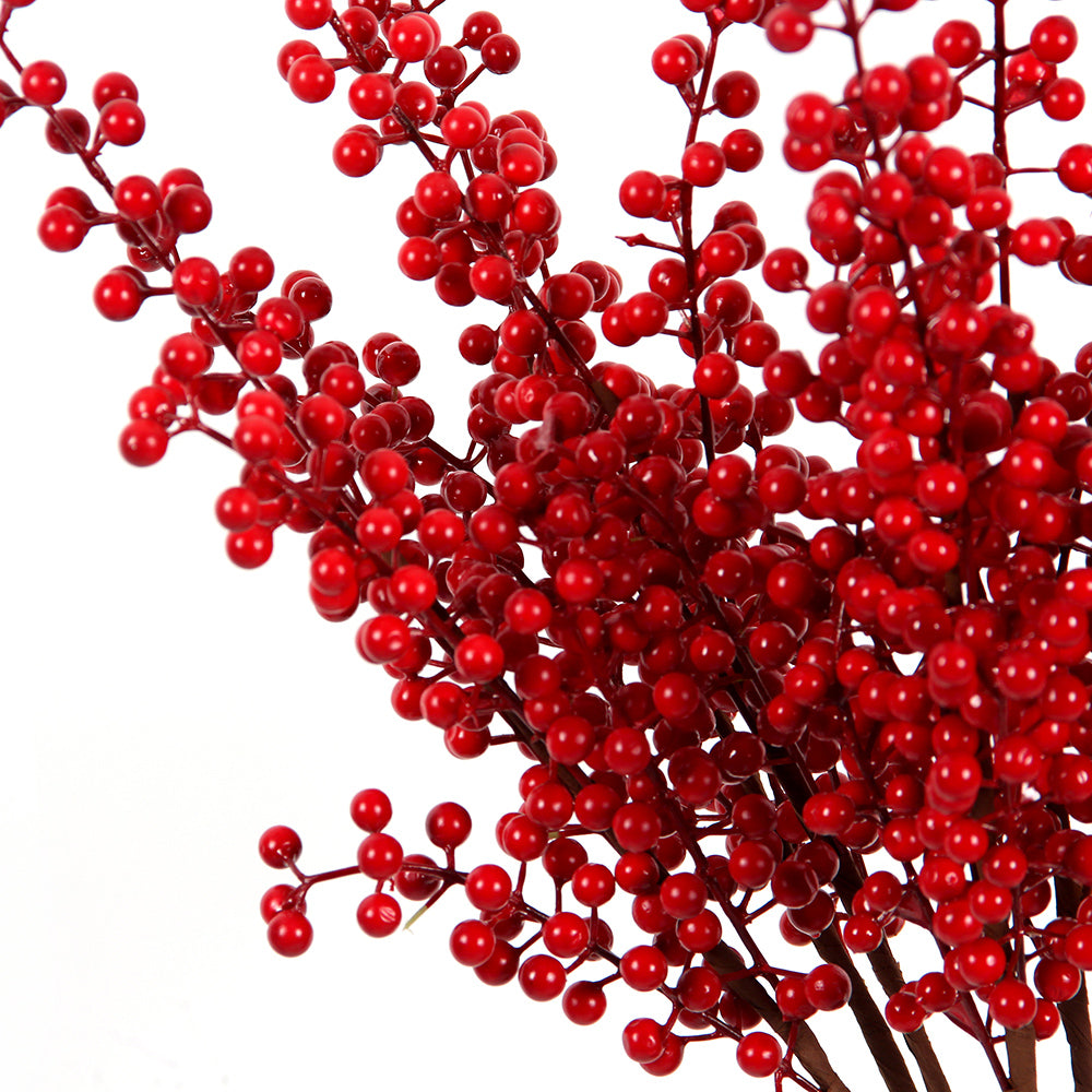 China Hot Artificial Red Berries Stems For Festival Wedding Christmas Decoration