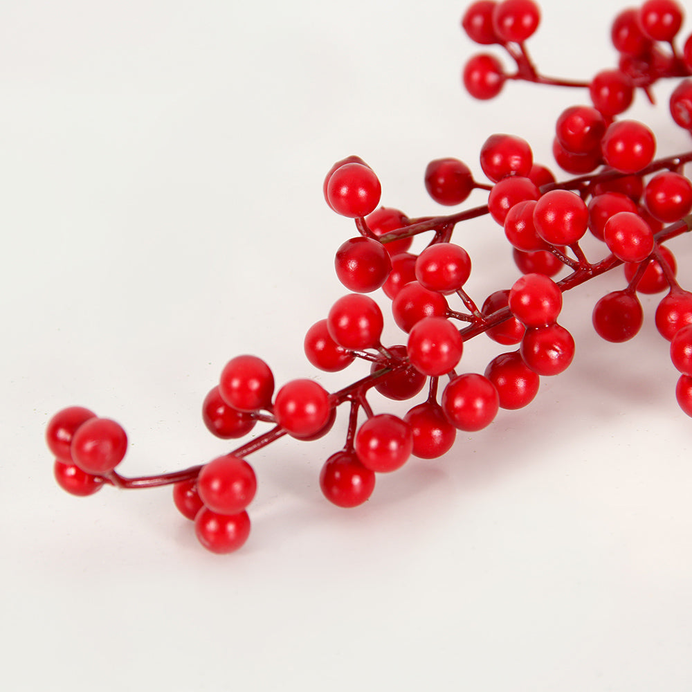 China Hot Artificial Red Berries Stems For Festival Wedding Christmas Decoration